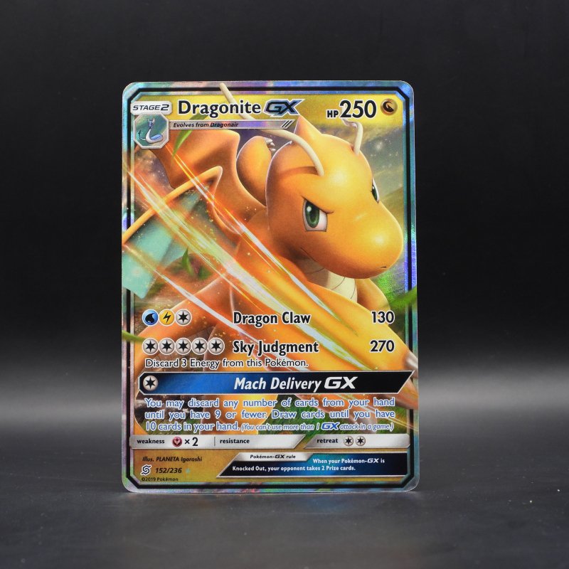Dragonite GX (UNM 152)