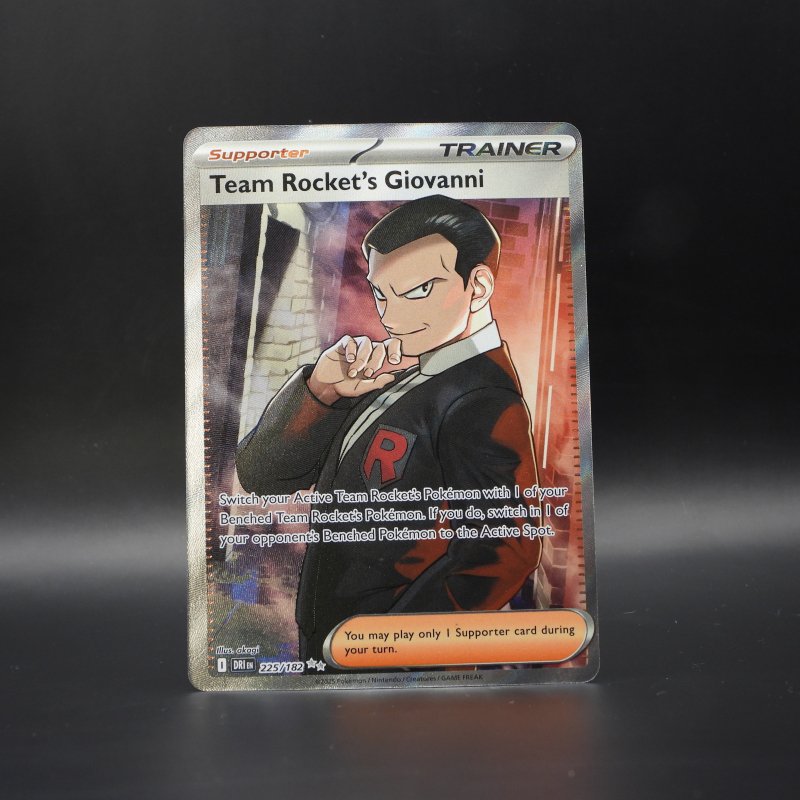 Team Rocket's Giovanni (DRI 225)