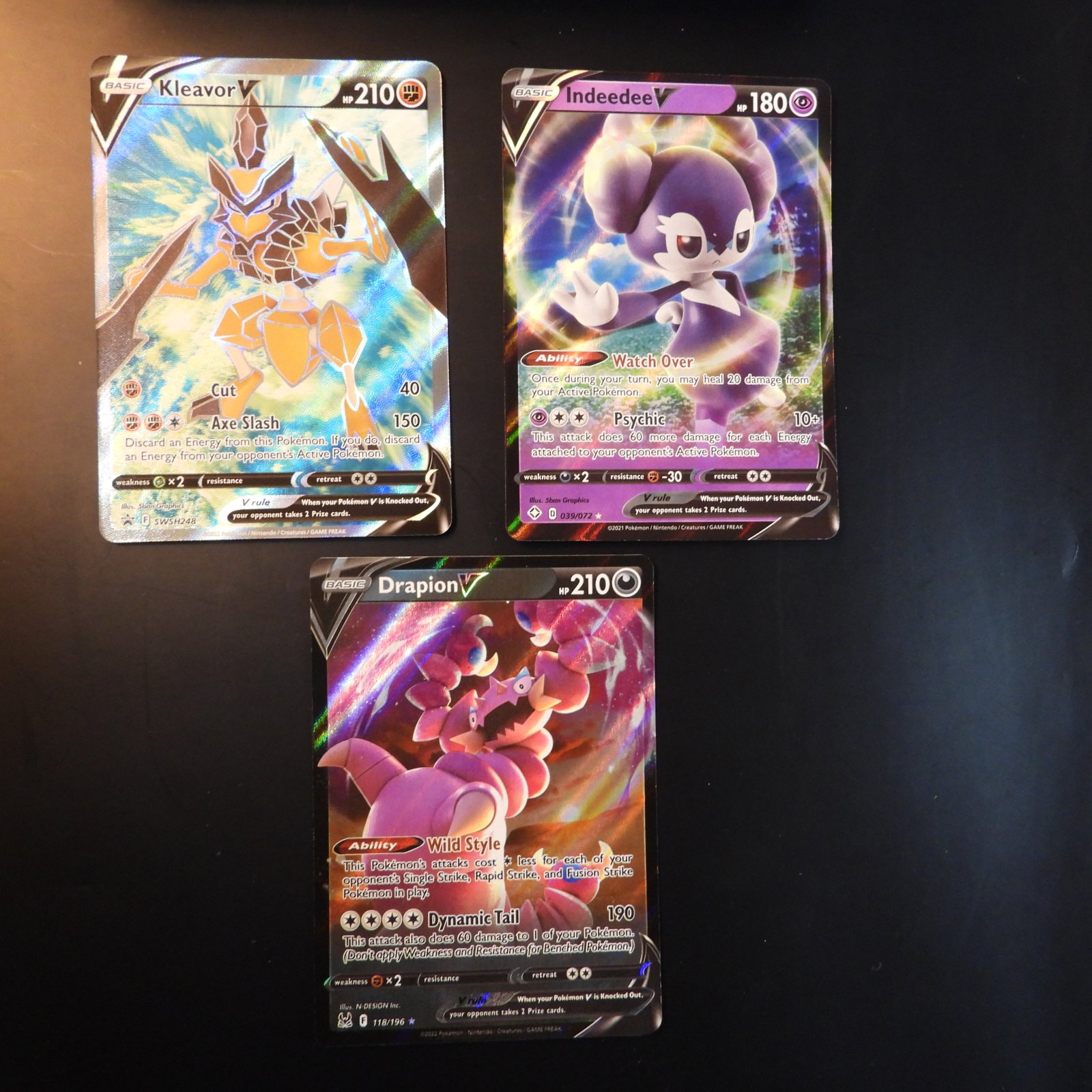 V bundle 2: Drapion, Kleavor, Indeedee - Image 2